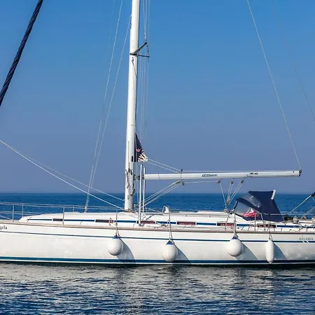 Bavaria 49- Angela Botel *