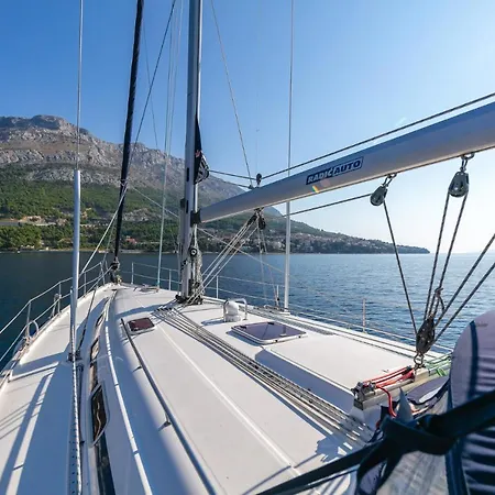 Bavaria 49- Angela Split