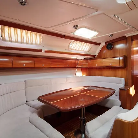 Bavaria 49- Angela *
